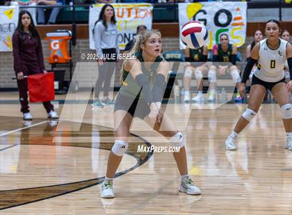 Thumbnail 1 in Beaumont United @ East Chambers photogallery.