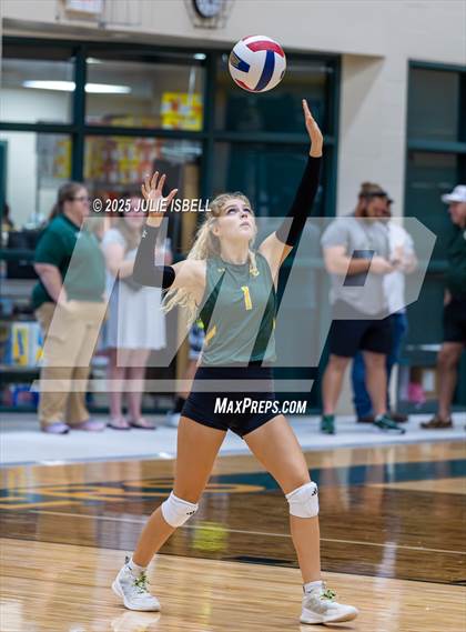 Thumbnail 1 in Beaumont United @ East Chambers photogallery.