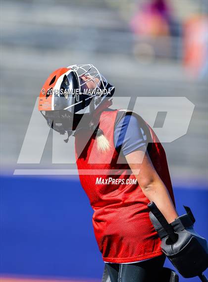 Thumbnail 1 in  Marina @ Chaminade photogallery.