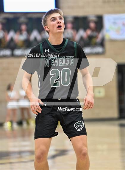 Thumbnail 2 in D'Evelyn @ Bear Creek photogallery.