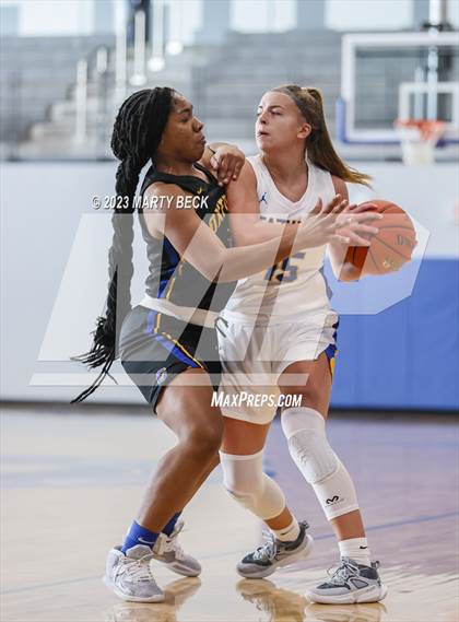 Thumbnail 2 in Oxford vs Fatima (Jefferson Bank Holiday Hoops) photogallery.