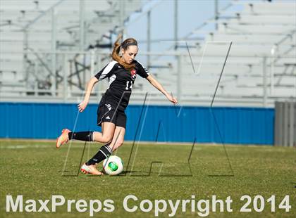 Thumbnail 3 in Eaglecrest vs. Golden photogallery.