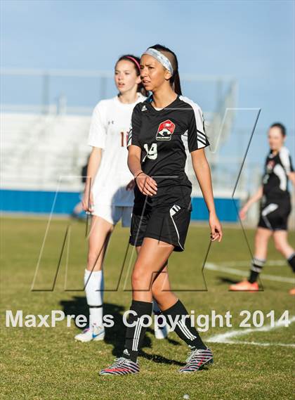 Thumbnail 3 in Eaglecrest vs. Golden photogallery.