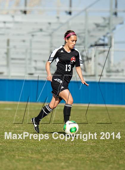 Thumbnail 2 in Eaglecrest vs. Golden photogallery.