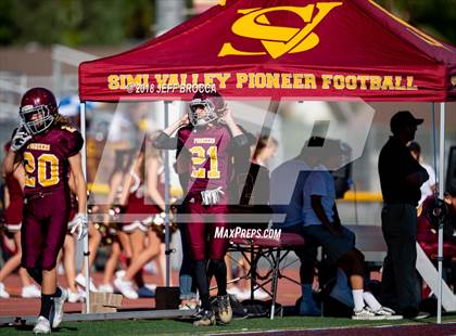 Thumbnail 1 in Canyon @ Simi Valley photogallery.