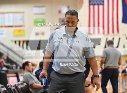 Thumbnail 3 in Mullen vs Lakewood photogallery.