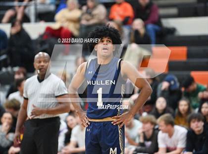 Thumbnail 1 in Mullen vs Lakewood photogallery.