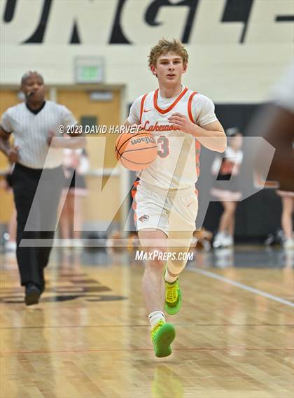 Thumbnail 1 in Mullen vs Lakewood photogallery.