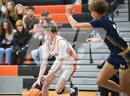 Thumbnail 2 in Mullen vs Lakewood photogallery.