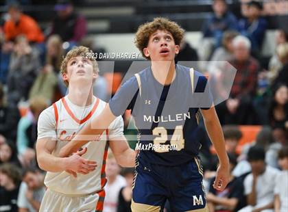 Thumbnail 1 in Mullen vs Lakewood photogallery.
