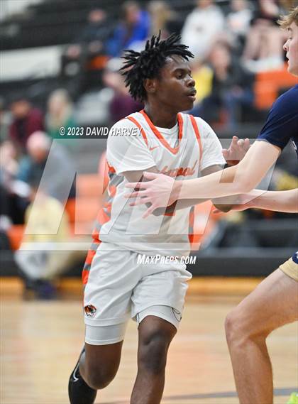Thumbnail 2 in Mullen vs Lakewood photogallery.