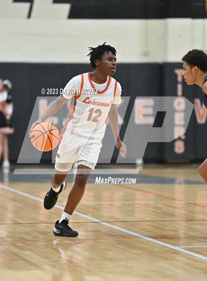 Thumbnail 2 in Mullen vs Lakewood photogallery.