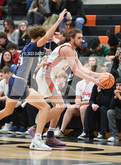 Thumbnail 2 in Mullen vs Lakewood photogallery.