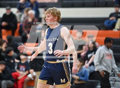 Thumbnail 2 in Mullen vs Lakewood photogallery.