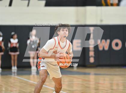 Thumbnail 1 in Mullen vs Lakewood photogallery.