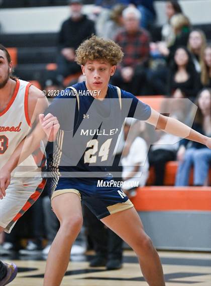 Thumbnail 2 in Mullen vs Lakewood photogallery.