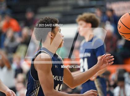 Thumbnail 3 in Mullen vs Lakewood photogallery.