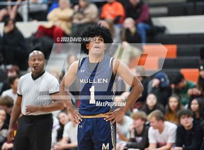 Thumbnail 2 in Mullen vs Lakewood photogallery.