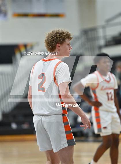 Thumbnail 3 in Mullen vs Lakewood photogallery.