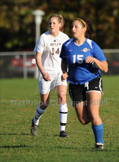 Thumbnail 1 in Islip vs Hauppauge photogallery.