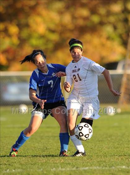 Thumbnail 1 in Islip vs Hauppauge photogallery.
