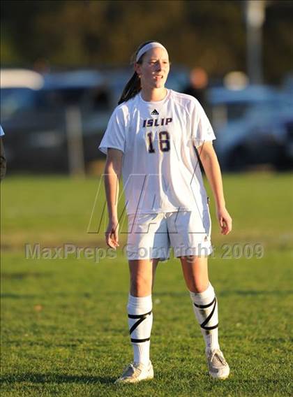 Thumbnail 3 in Islip vs Hauppauge photogallery.