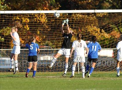 Thumbnail 2 in Islip vs Hauppauge photogallery.