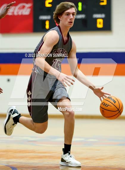 Thumbnail 1 in Chilton County vs Thorsby (Chilton County Tournament) photogallery.