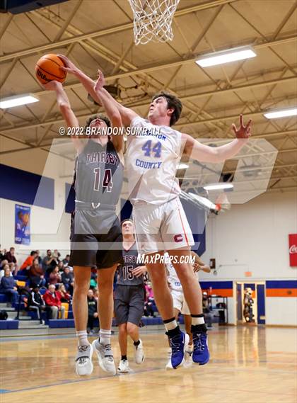 Thumbnail 1 in Chilton County vs Thorsby (Chilton County Tournament) photogallery.