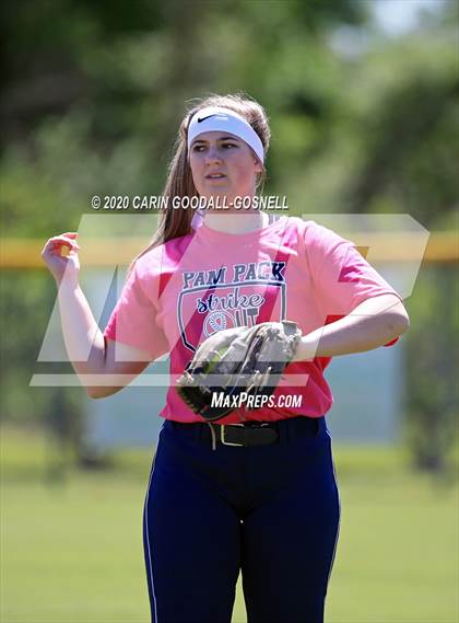 Thumbnail 2 in Washington Softball (Extending the Season) photogallery.