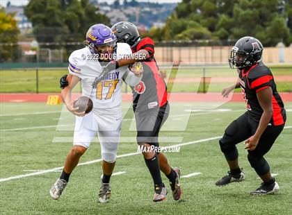 Thumbnail 1 in Kennedy @ Arroyo photogallery.