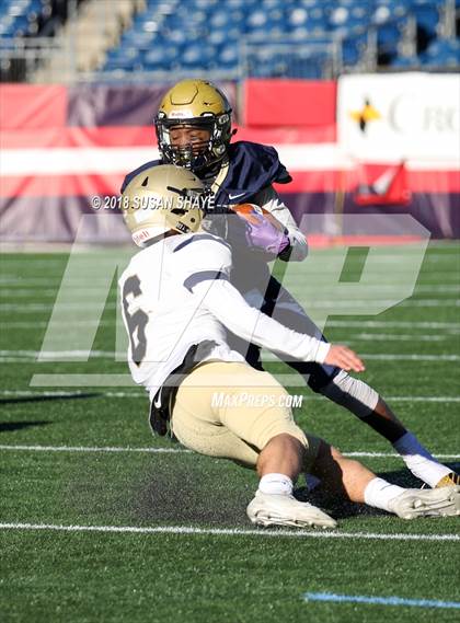 Thumbnail 2 in Pope John XXIII vs. St. Bernard's Central Catholic (MIAA Division 8 Final) photogallery.
