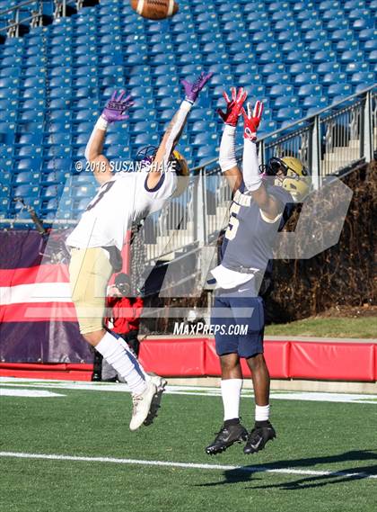 Thumbnail 3 in Pope John XXIII vs. St. Bernard's Central Catholic (MIAA Division 8 Final) photogallery.