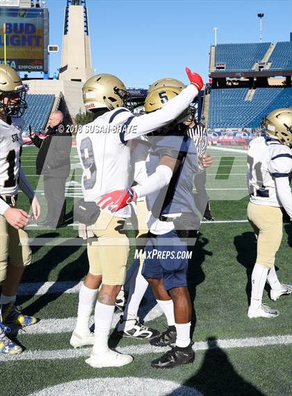 Thumbnail 1 in Pope John XXIII vs. St. Bernard's Central Catholic (MIAA Division 8 Final) photogallery.