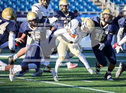 Thumbnail 1 in Pope John XXIII vs. St. Bernard's Central Catholic (MIAA Division 8 Final) photogallery.