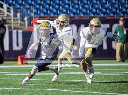 Thumbnail 3 in Pope John XXIII vs. St. Bernard's Central Catholic (MIAA Division 8 Final) photogallery.