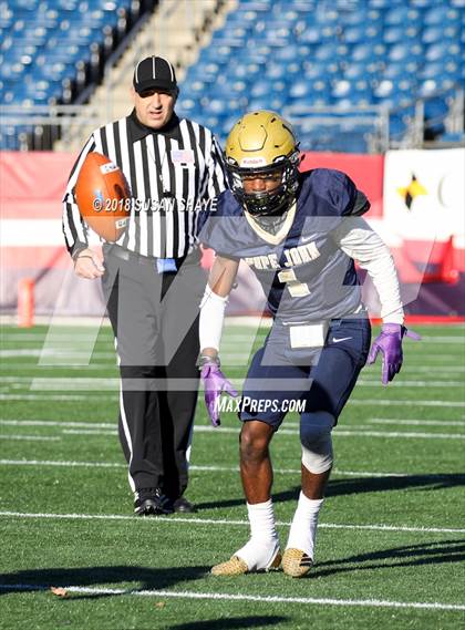 Thumbnail 3 in Pope John XXIII vs. St. Bernard's Central Catholic (MIAA Division 8 Final) photogallery.