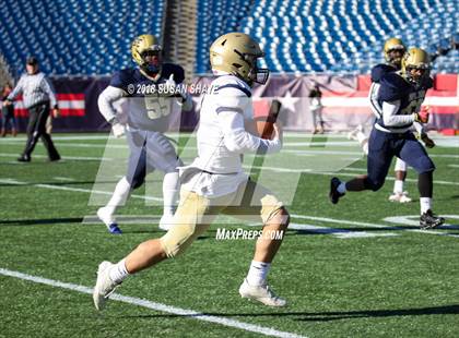 Thumbnail 3 in Pope John XXIII vs. St. Bernard's Central Catholic (MIAA Division 8 Final) photogallery.
