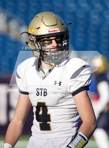 Thumbnail 1 in Pope John XXIII vs. St. Bernard's Central Catholic (MIAA Division 8 Final) photogallery.