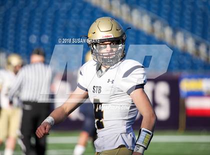 Thumbnail 2 in Pope John XXIII vs. St. Bernard's Central Catholic (MIAA Division 8 Final) photogallery.