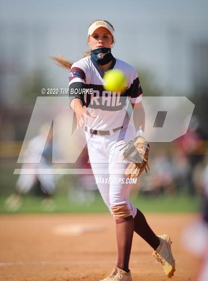 Thumbnail 2 in Cherokee Trail vs. Chatfield (CHSAA 5A Semifinal) photogallery.