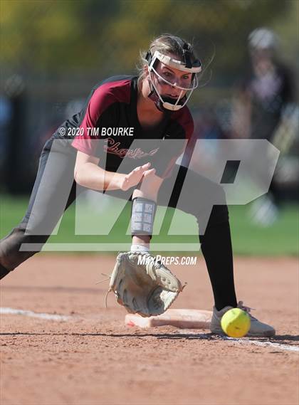 Thumbnail 3 in Cherokee Trail vs. Chatfield (CHSAA 5A Semifinal) photogallery.