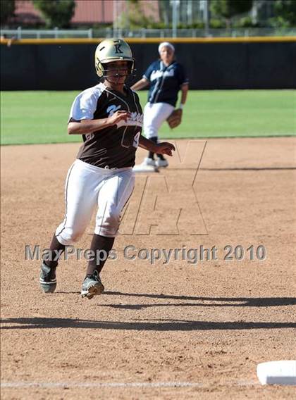 Thumbnail 1 in Kennedy vs. Chatsworth (CIF LACS Championship Final) photogallery.