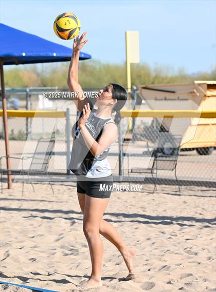 Thumbnail 3 in Mohave @ Mountainside photogallery.