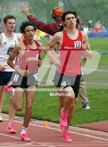 Thumbnail 1 in CHSAA 4A Finals (1600 Meter) photogallery.