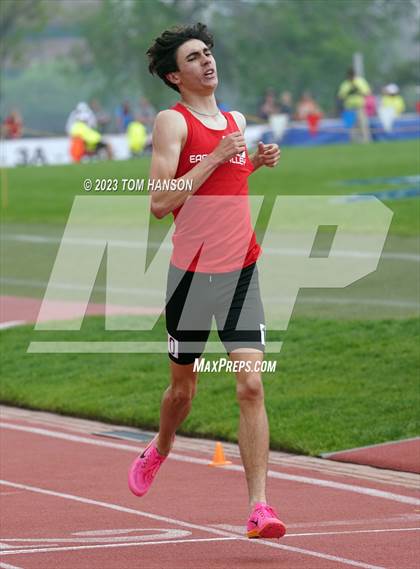 Thumbnail 3 in CHSAA 4A Finals (1600 Meter) photogallery.