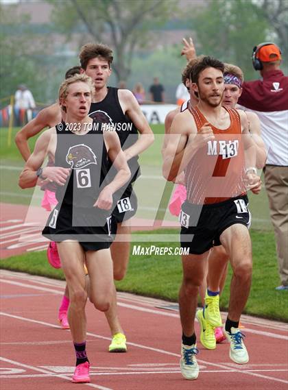 Thumbnail 1 in CHSAA 4A Finals (1600 Meter) photogallery.