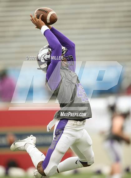 Thumbnail 1 in Greenwood vs. El Dorado (AAA 6A Final) photogallery.
