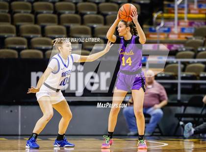 Thumbnail 3 in Campbell County vs Highlands photogallery.