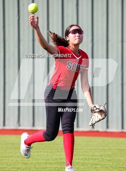 Thumbnail 1 in South Grand Prairie @ Allen (UIL 6A Area) photogallery.